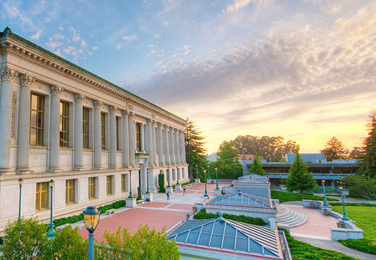 UC Berkeley  學校